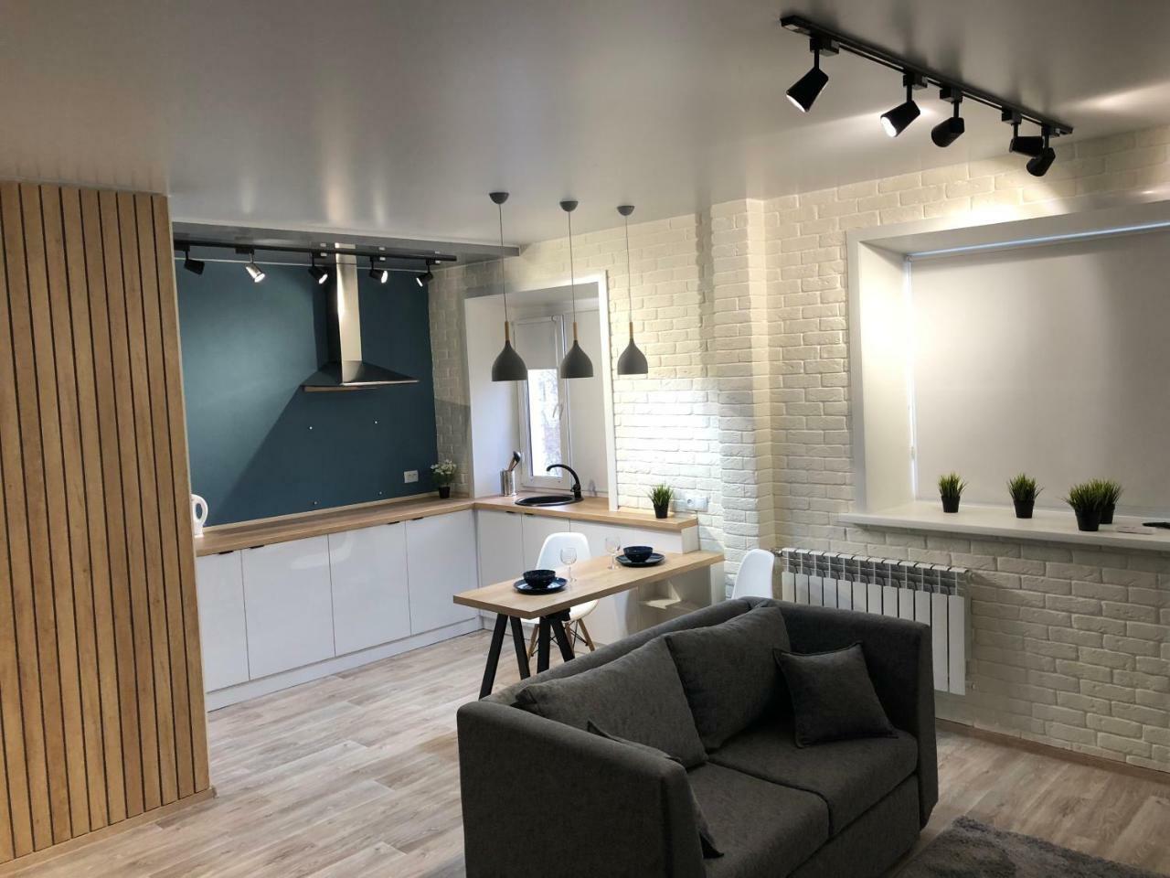 파블로다르 Студия "Loft" 아파트 외부 사진